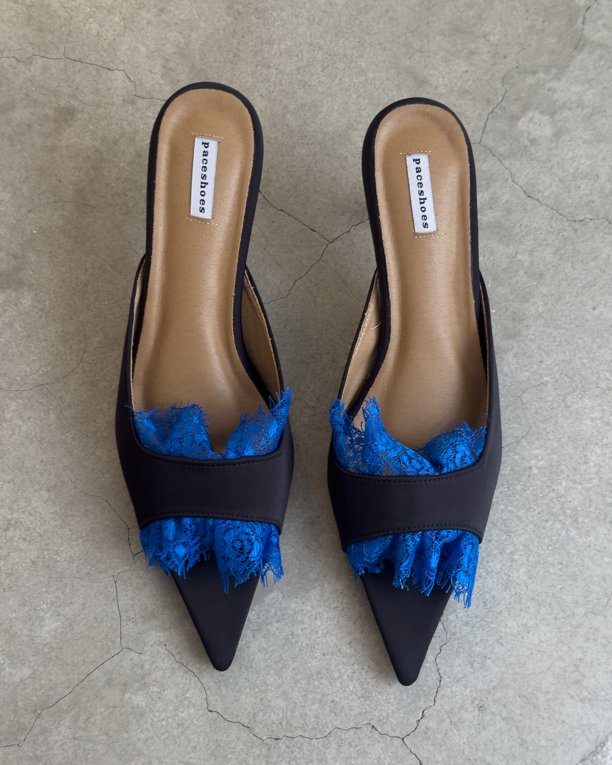 Freya - Black & Blue Lace